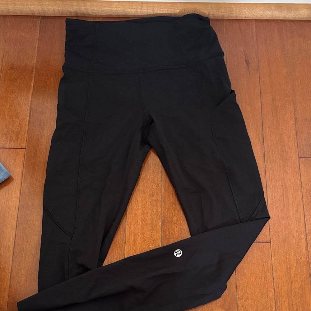Lululemon Athletica Black Leggings with pockets